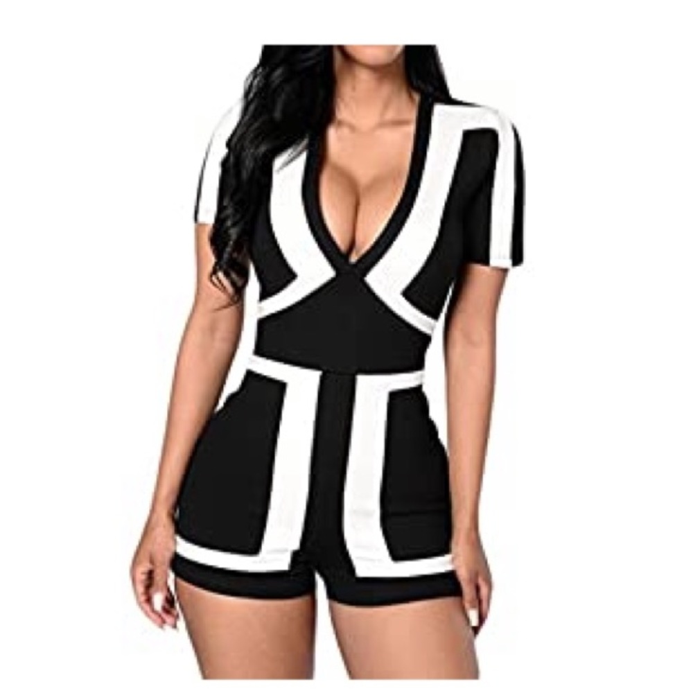 Black and white romper size M